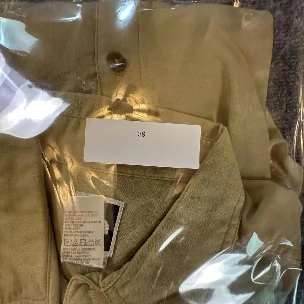 The North Face Mens Casual Button Up Shirt Light Tan Nylon Hiking Top M 39
